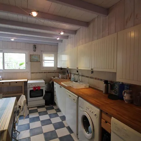 5 Pieces Oleron 8 Couchages Georges D'oleron Sgo000-905 Вилла