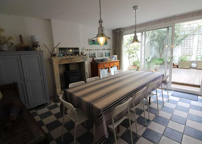 Villa 5 Pièces Oléron 8 Couchages Georges D'oléron Sgo000-905